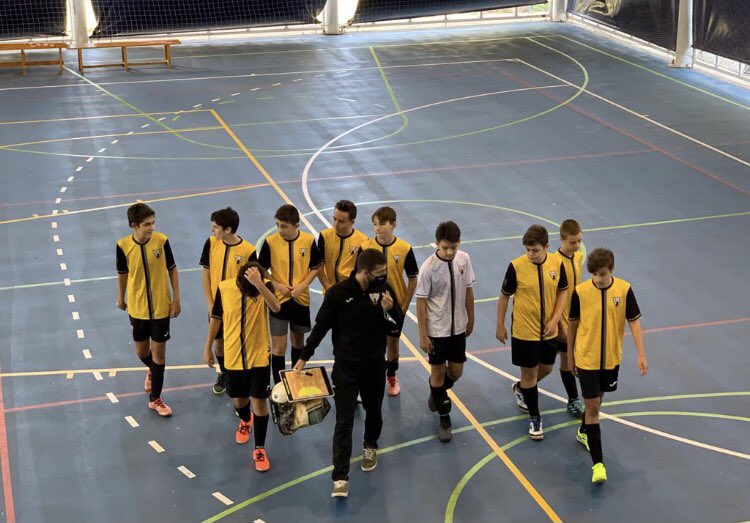 MagicSants's tweet photo. 💛⚽️ Ganes de seguir competint 🔛 #JoSócDelMàgic https://t.co/Lt7XrLcpsH