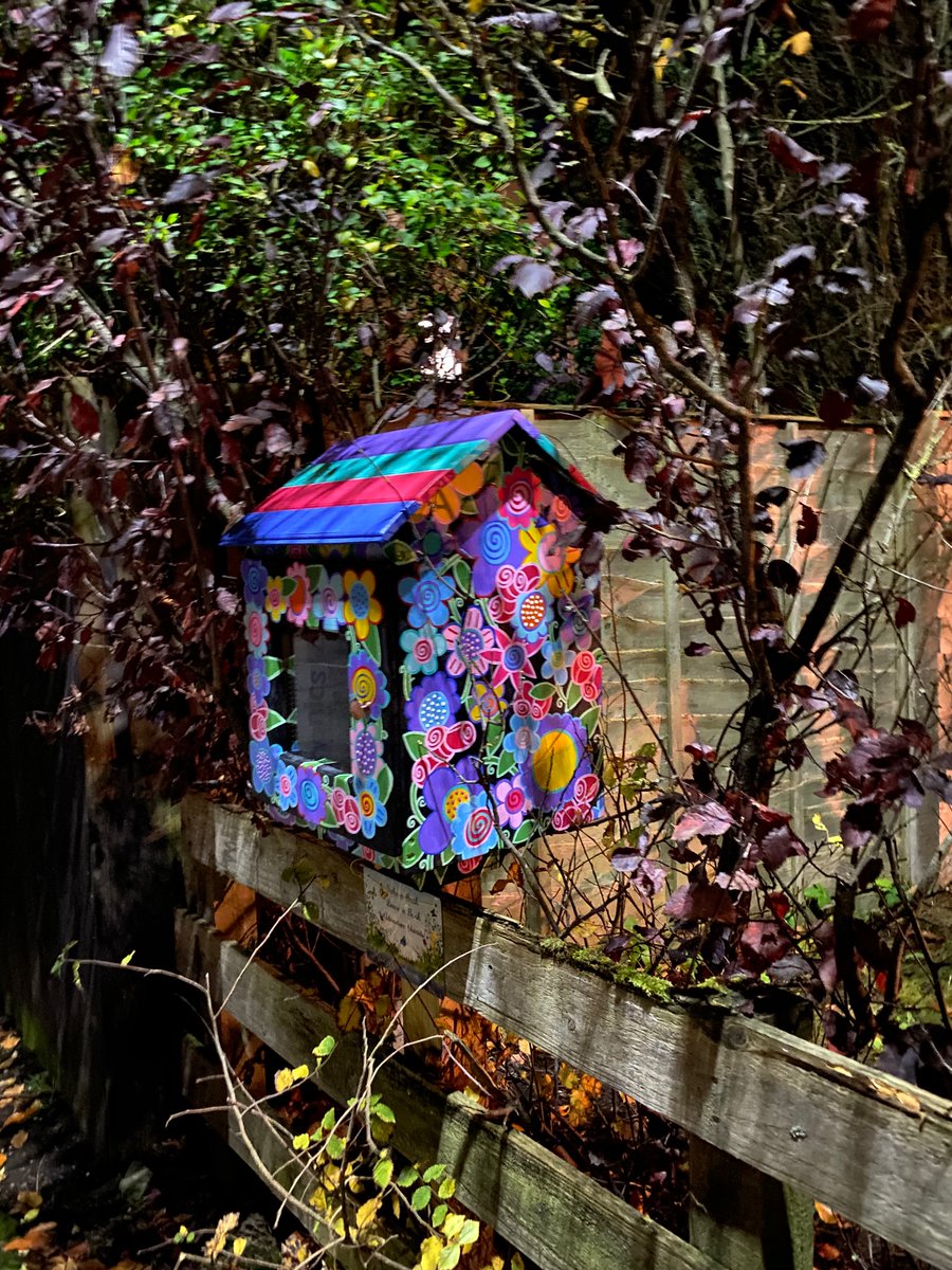 LibraryFormby's tweet image. We are far more active on Instagram at the moment with updates on books and themes so please come and find us there @littlelibraryformby - Happy Monday! #formby #littlefreelibrary x