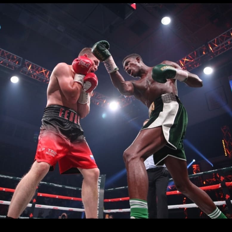TopBoxerSadiq's tweet photo. Last night I watched back my last fight for the first time. I am definitely a world level fighter and am excited for the fights I'll be in once I'm done having my licence reinstated π ππ₯π
#boxing #worldchampion #topboxer https://t.co/85TeNIfagM