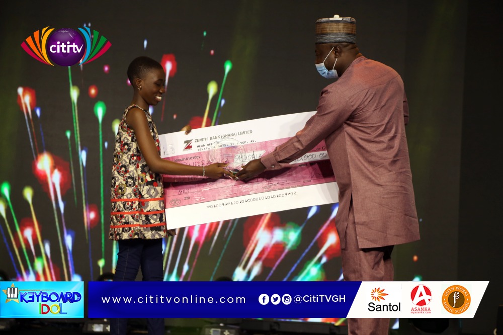Citi973's tweet photo. The top three from @CitiTVGH's just-ended Keyboard Idol competition; Ewuradwoa Obuobia Boateng, Kelvin Yeboah Acheampong and Uriel Yeboah-Afreh join @benkoku on the #CitiCBS #KeyboardIdol https://t.co/BbfeXbKYkj