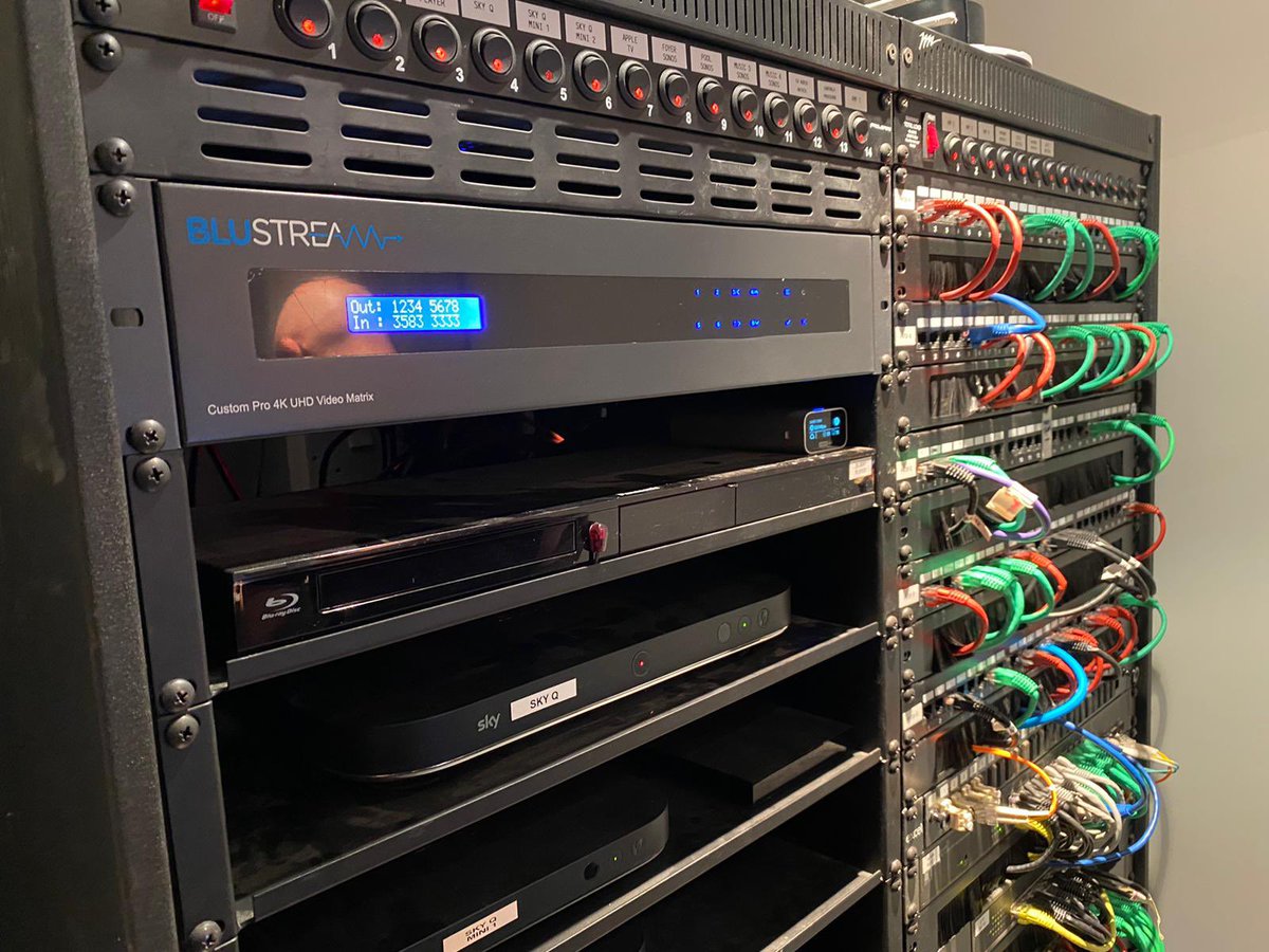 Blustream_HDBT's tweet photo. Great to see the guys from Chris Lewis smart home on this beautiful Blustream @HDBaseT install in the Cotswolds! @EILiveShow @Install_Mag @UHD4k #HDMI #Loveinstall #smarthome #4K #UHD https://t.co/yem8zbGi95