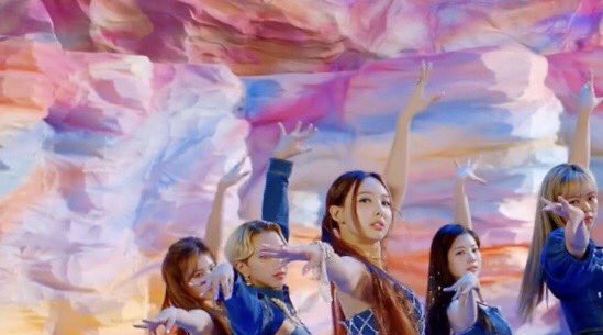 archivedkdh's tweet image. TWICE SAVED 2020