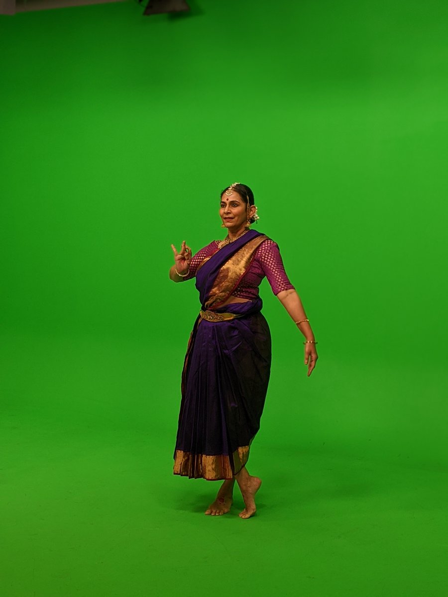 Bharata Natyam dancer Vidya Thirunarayan will be at #Melatopia

Sneak peak of Vidya looking serene

#londonmela #desi #urbandesi #musicfestival #experiencelive #sharetheexperience #globalcommunity #bharata #desi #melatopia #southasian #bollywood #vr #digital #greenscreen #music