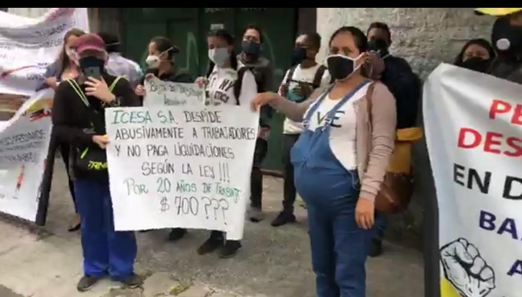 LitumaGallardo's tweet photo. MARTES 27 DE OCTUBRE A LAS 10 AM.  FRENTE A LA CORTE CONTITUCIONAL  PLANTON POR LOS DERECHOS DE LOS TRABAJADORES, PARA QUE SE DETENGAN LOS DESPIDOS ABUSIVOS Y SE RECONOZCAN LOS DERECHOS DE CIENTOS DE MILES DE TRABAJADORES DESPEDIDOS CON EL ART 169 # 6.
@CorteConstEcu @Alozpra https://t.co/V7Wb3exyOW