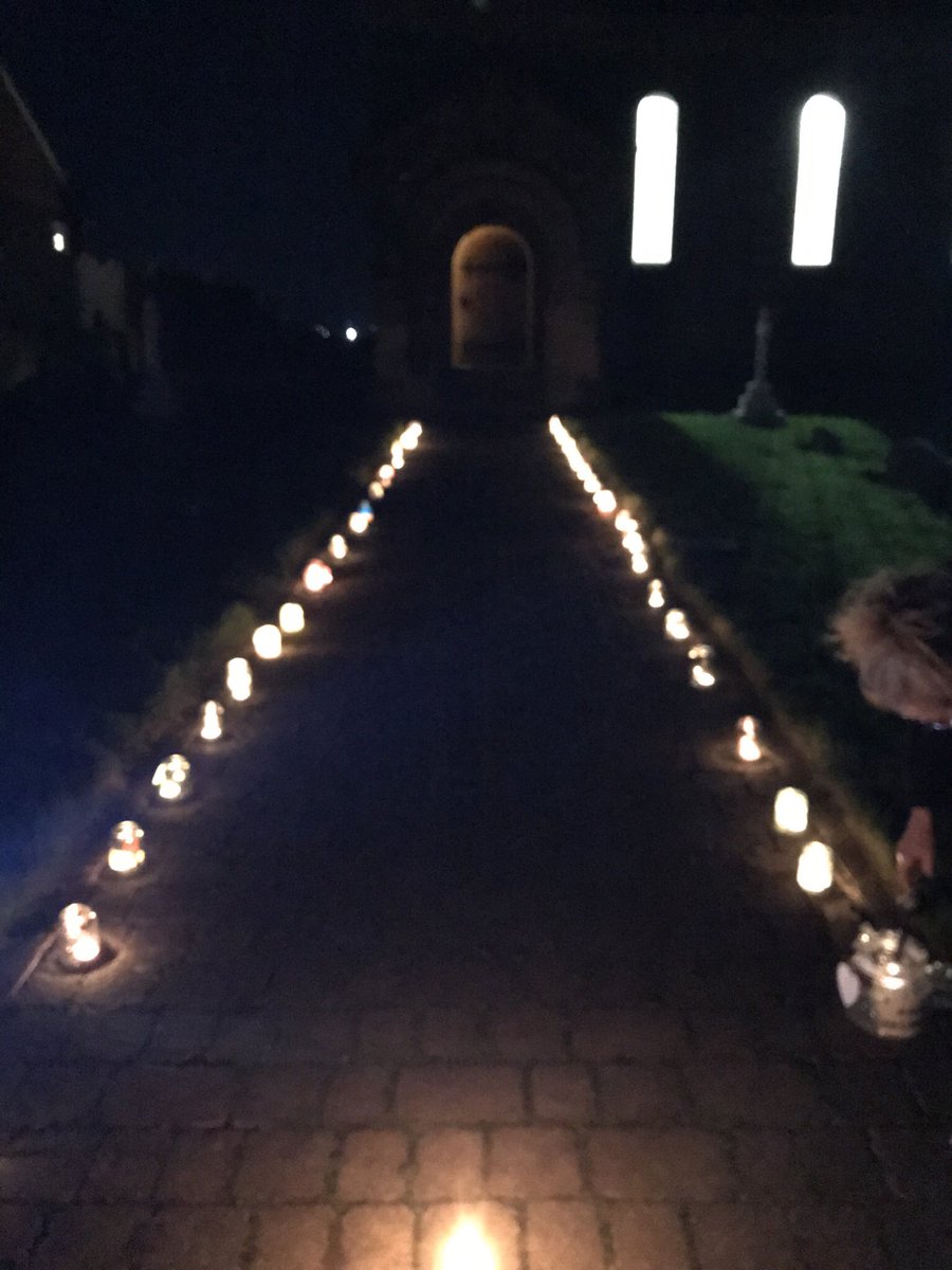 Flamecreatkids's tweet photo. Last night we lit candles on the church path to remember loved one who have died. The community really joined in with some beautifully decorated jam jars #remembering #church @NclDiocese #churchofengland @NCEAChaplain @NCEAWLCampus https://t.co/8cUj70lG23