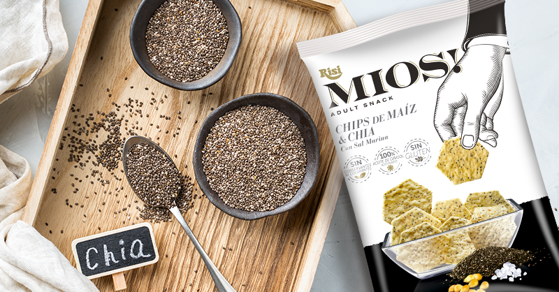MiosbyRisi's tweet photo. ¿Sabías que las semillas de chía son un superalimento?
Algo tan pequeño nos aporta altas cantidades de omega 3, toneladas de energía y depuran el organismo 😍 . Ya se sabe, los frascos pequeños esconden grandes placeres...
·
·
·
#Mios #Chia #Superalimento #Pequeñosgrandesplaceres https://t.co/Yh9xMYtEKi