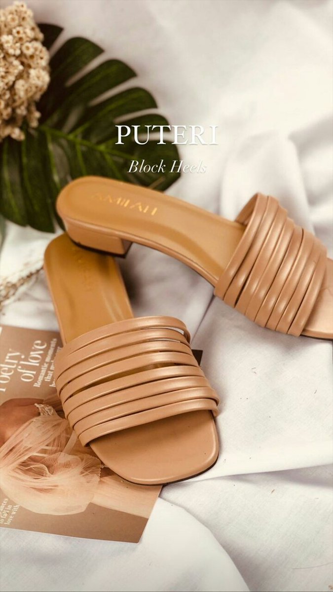 jadirembulan's tweet photo. Halo temen2 twitter
Special for you girls! 
Yuk cintai produk local
Aku lagi jual Block Heels nih!👠 Harganya dibawah 100k!! Dan dimulai dr 49k loh!! LAGI SPECIAL DISC 30% juga!
BUAT YANG MAU GRATISAN JG BISA, LG ADA GIVEAWAY DI IG NYA https://t.co/z6LfrsTKVy 
Kuy check and order https://t.co/l1ViJ74jbv