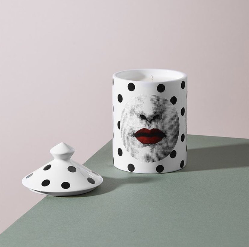 brixandbailey's tweet photo. Hello to @fornasettiofficial
Lina Cavalieri’s red lips are so eye-catching and strong. A favourite of Brix’s.
You can shop the whole Fornasetti collection at @selfridges
Swipe for a surpise. *Adds to Christmas wishlist*
#BrixBailey https://t.co/Nu5oRiCcek