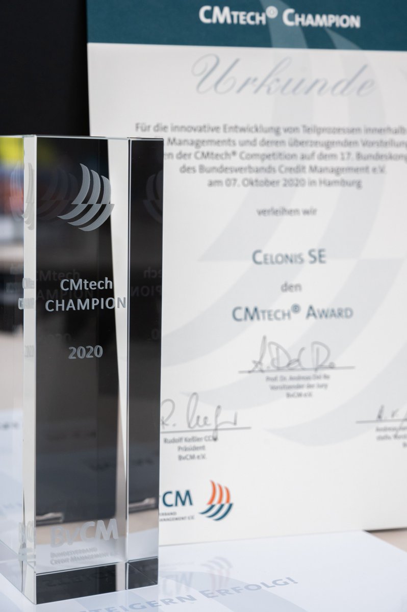 Celonis's tweet photo. Tolles Event und Competition beim Bundesverband Credit Management letzte Woche. Und noch besser: Celonis Solution Engineer @David_Rhein hat den Pokal '"nach Hause bebracht" 😀👉🏆 #bvcm2020 #cmtech #competition #celonis #hamburg #creditmanagement https://t.co/I0bqkJOaba