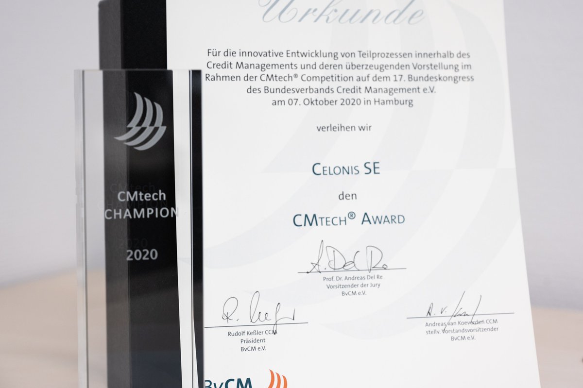 Celonis's tweet photo. Tolles Event und Competition beim Bundesverband Credit Management letzte Woche. Und noch besser: Celonis Solution Engineer @David_Rhein hat den Pokal '"nach Hause bebracht" 😀👉🏆 #bvcm2020 #cmtech #competition #celonis #hamburg #creditmanagement https://t.co/I0bqkJOaba