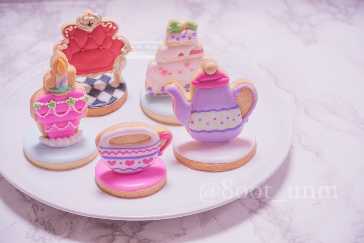 う の め 1枚目 時計回り おめかしバースデーカードグルヴィ絵ケーキ アリスのティーパーティー パークのアトラク セット なんでもない日のケーキ 寮談話室アンティークソファイメージ 2枚目 アリス劇中に出てくるeatmeクッキー T う の め 1枚目 時計回り おめかしバースデーカードグルヴィ絵ケーキ アリスのティーパーティー パークのアトラク セット なんでもない日のケーキ 寮談話室アンティークソファイメージ 2枚目 アリス劇中に出てくるeatmeクッキー T
