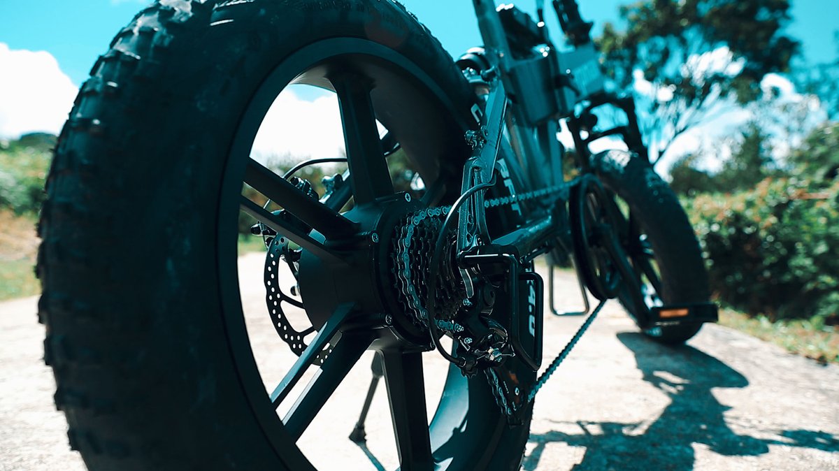 surpmax's tweet photo. Unfold SURPMAX, and it’s good to go! 
#ultrahighundurance #fastcharging #foldableelectricbike #mountainbike #bicycle #connectedbeforehand 
https://t.co/Mp9Bgn8ZJt https://t.co/vzmIhkcP8n