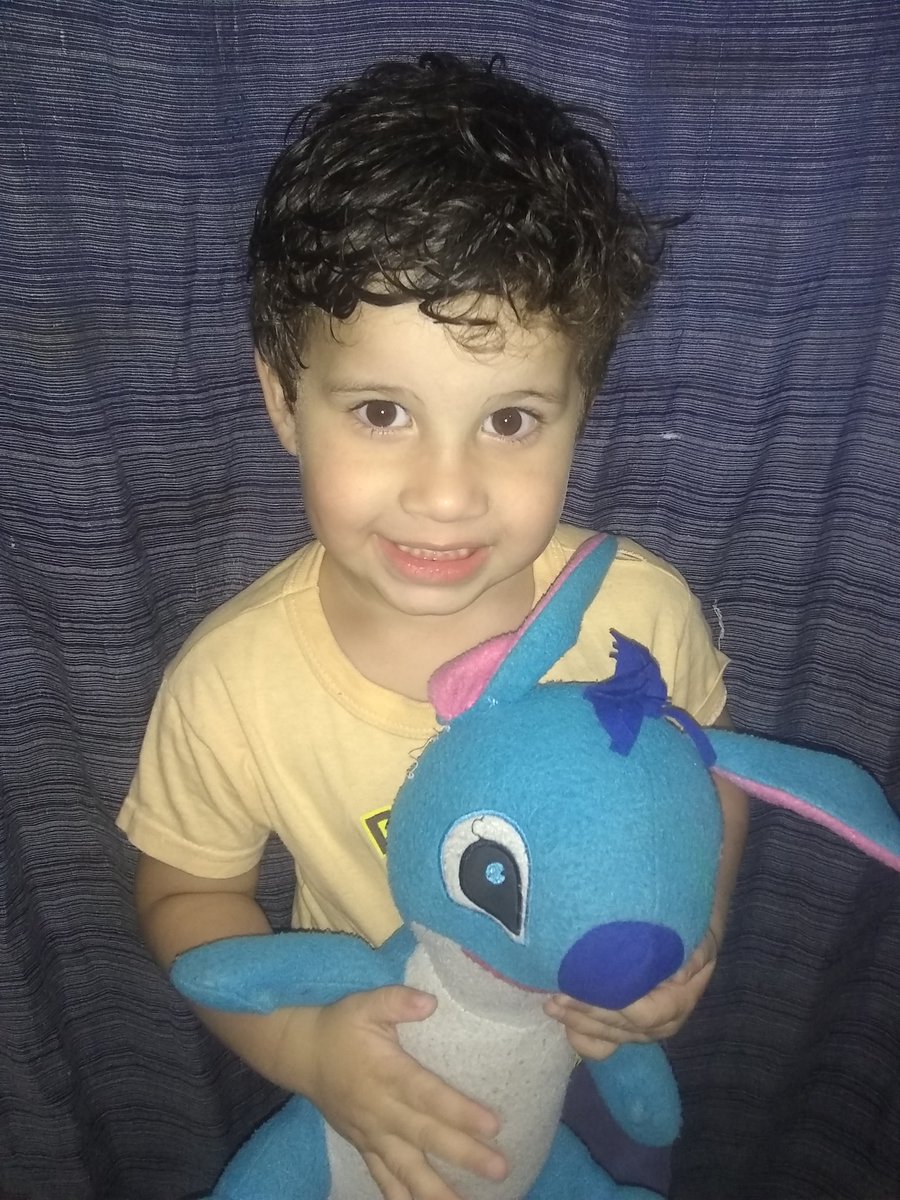 Mielis30's tweet photo. Mi bebé y su #Stich ( #Toyi) https://t.co/7OREFY8zdt