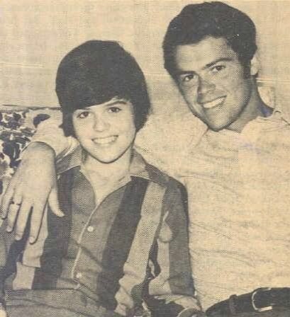 donnyosmond's tweet photo. #HappyBirthday to my dear brother Tom! His battle with recent physical challenges has proven his extraordinary resilience, patience and upbeat attitude. Tom has a heart of gold, and I'm proud to call him my brother. https://t.co/DQxH4JHij3