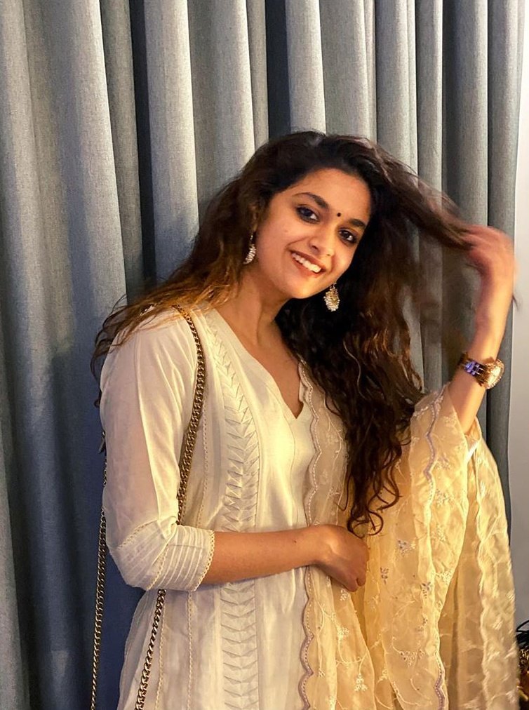 My Gorgeous Queen❤️😍
@KeerthyOfficial 😘😘

#KeerthySuresh #Vijayadashami2020