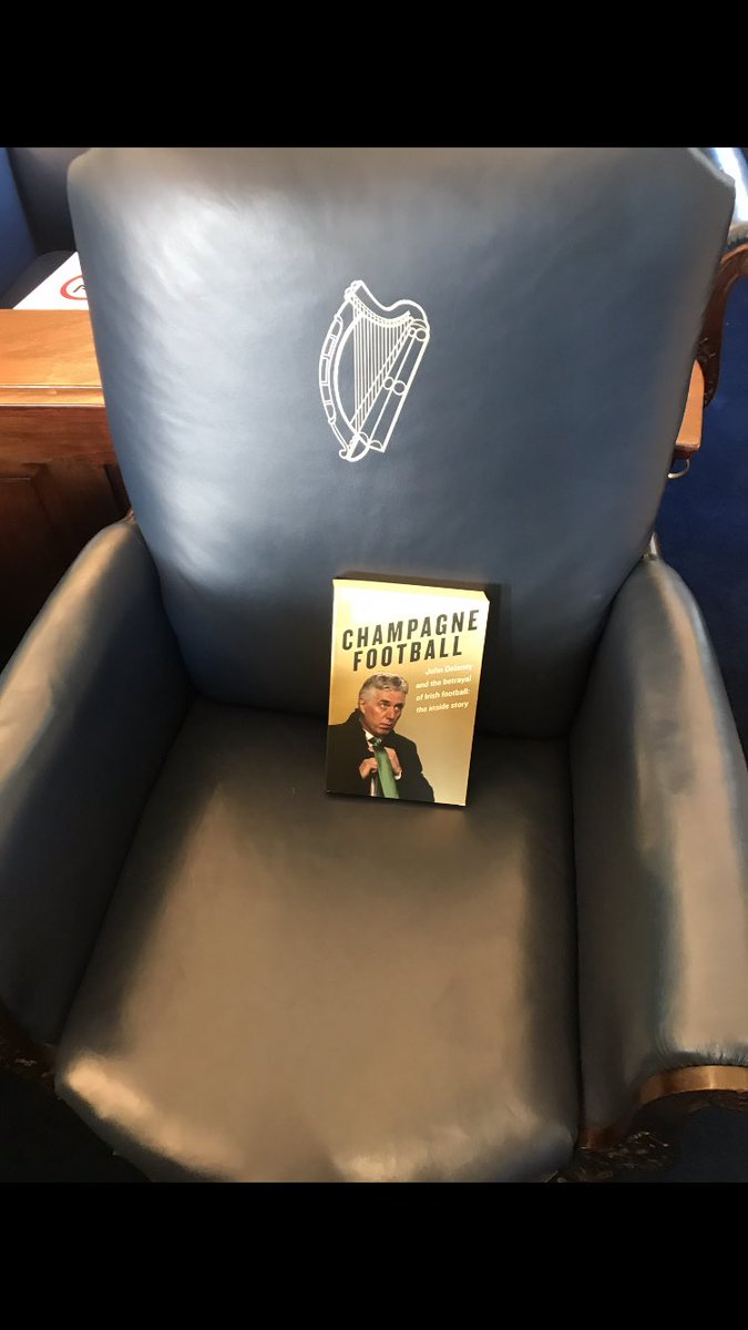 DailRat's tweet photo. @marktigheST @garethfarrelly1 Almost finished it here. Canβt wait for the sequel. πππ #DailRat https://t.co/2uVQK99eaE