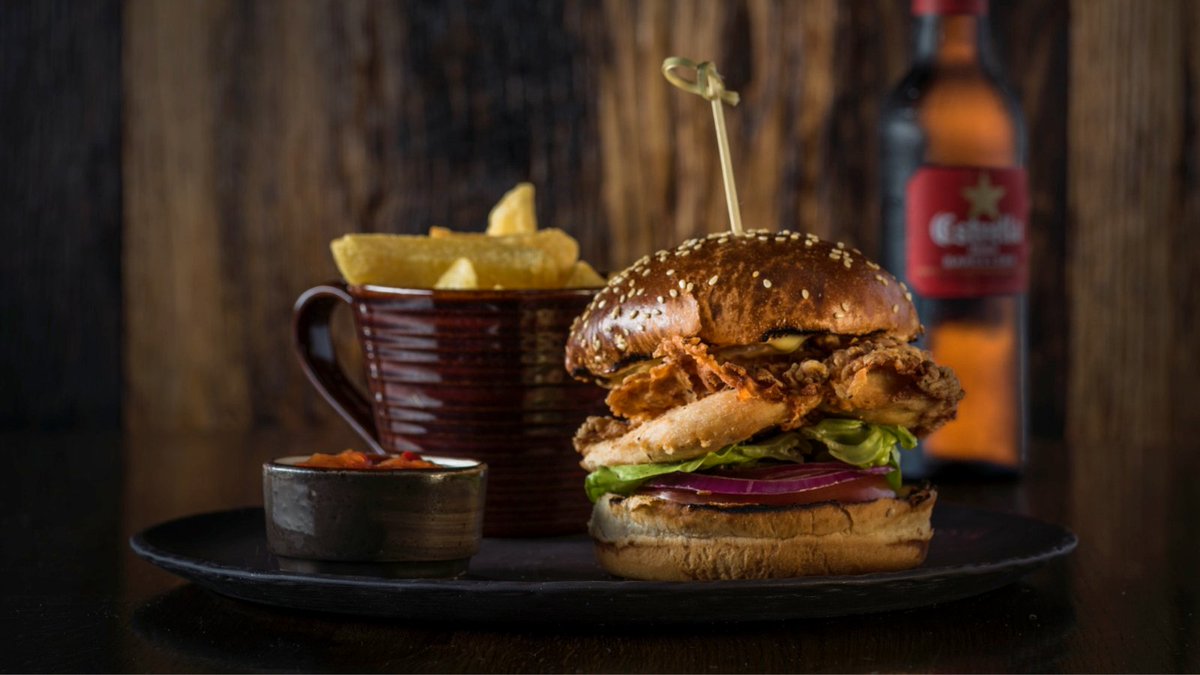 The Fishpool Inn tweet media