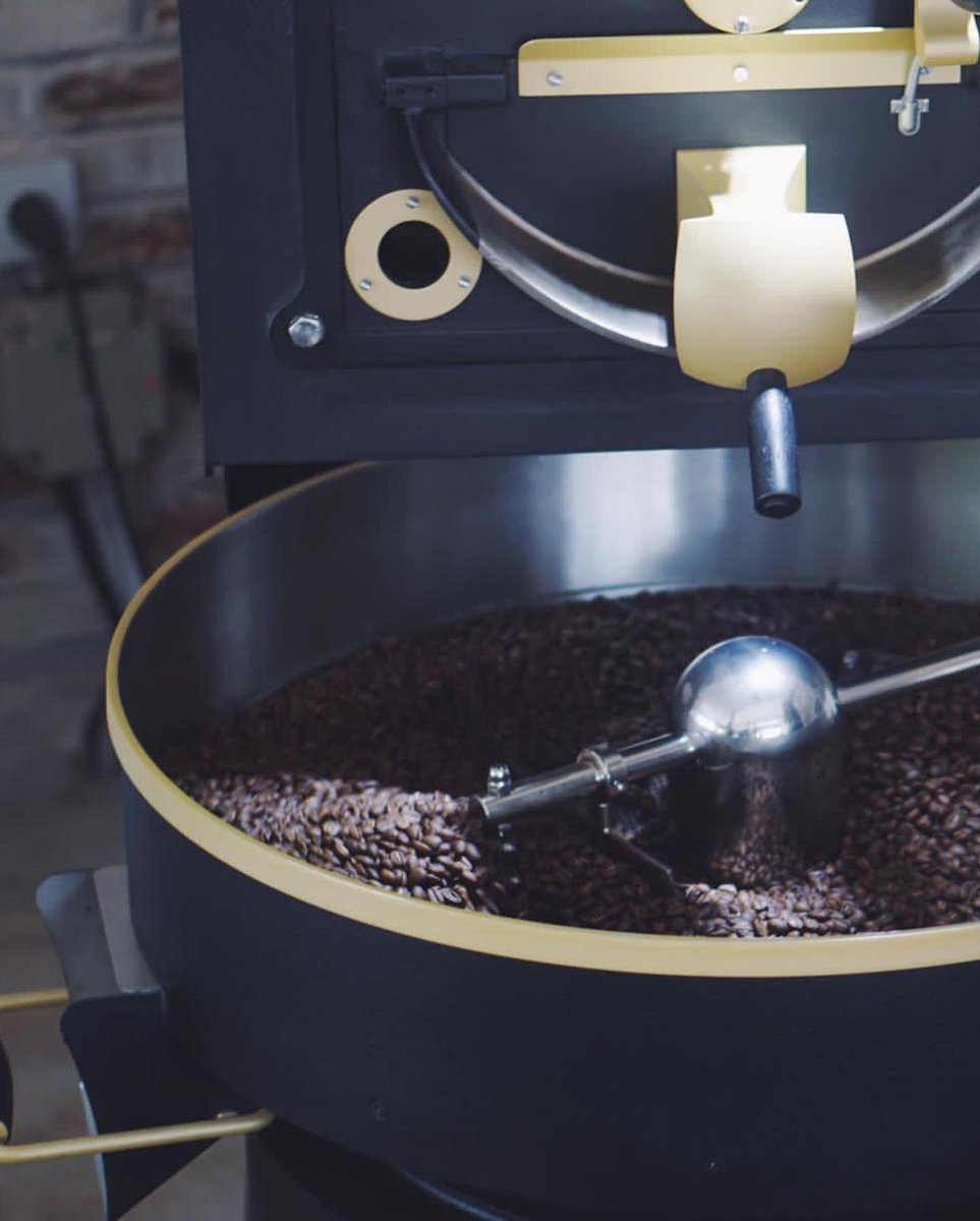 Jelajah Coffee Roasters: "It takes a meticulous roaster to ensure the quality and freshness of every roasted coffee bean we produce. Great roasters make a great coffee, A great coffee makes a great day!" ☕️
