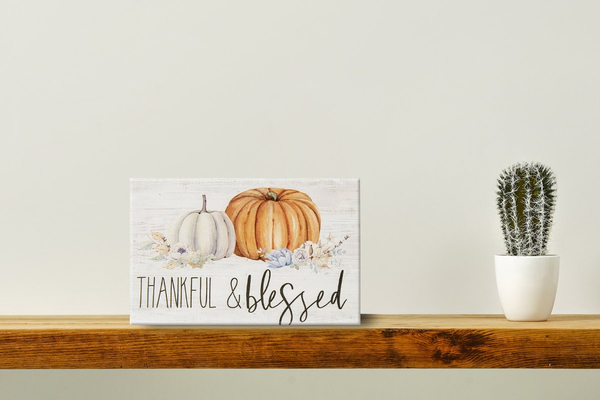 MyriadsG's tweet photo. Rustic decorative plaque reads "Thankful &amp; blessed"
Made of solid 100% natural cedar. Featuring sturdy Amish craftsmanship, these signs are proudly made in the USA #madeinamerica #sinceresurroundings #homedecor #thankful #blessed #falldecorations #thanksgiving https://t.co/gQzXpUUCqJ