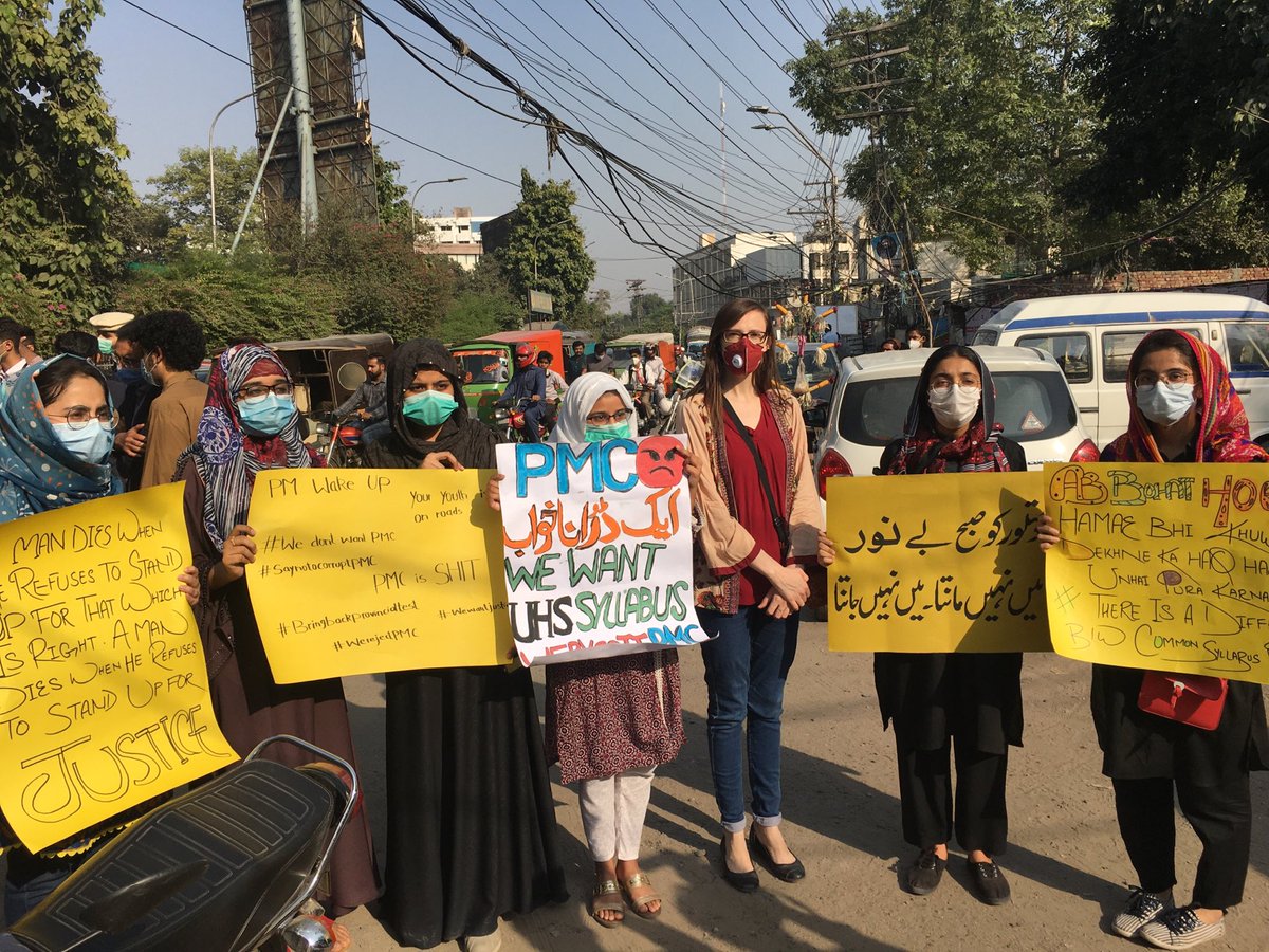 TabbySpence8's tweet photo. Proud to stand with these future doctors determined to do their part in society
The pre-med students are facing down neoliberal reforms to the medical sector, saying no to sudden exams on a new syllabus and higher fees
#protestagainstpmc #IMFout https://t.co/wY89lXPSMm
