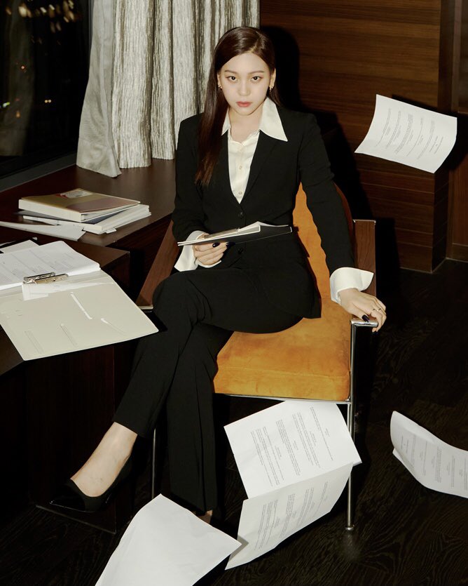 umjigallery's tweet image. #엄지 ♡ #여자친구 
walpurgis night: my way