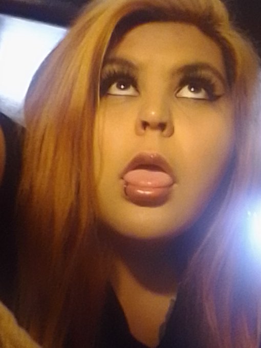 Amelia Moon’s pics and videos