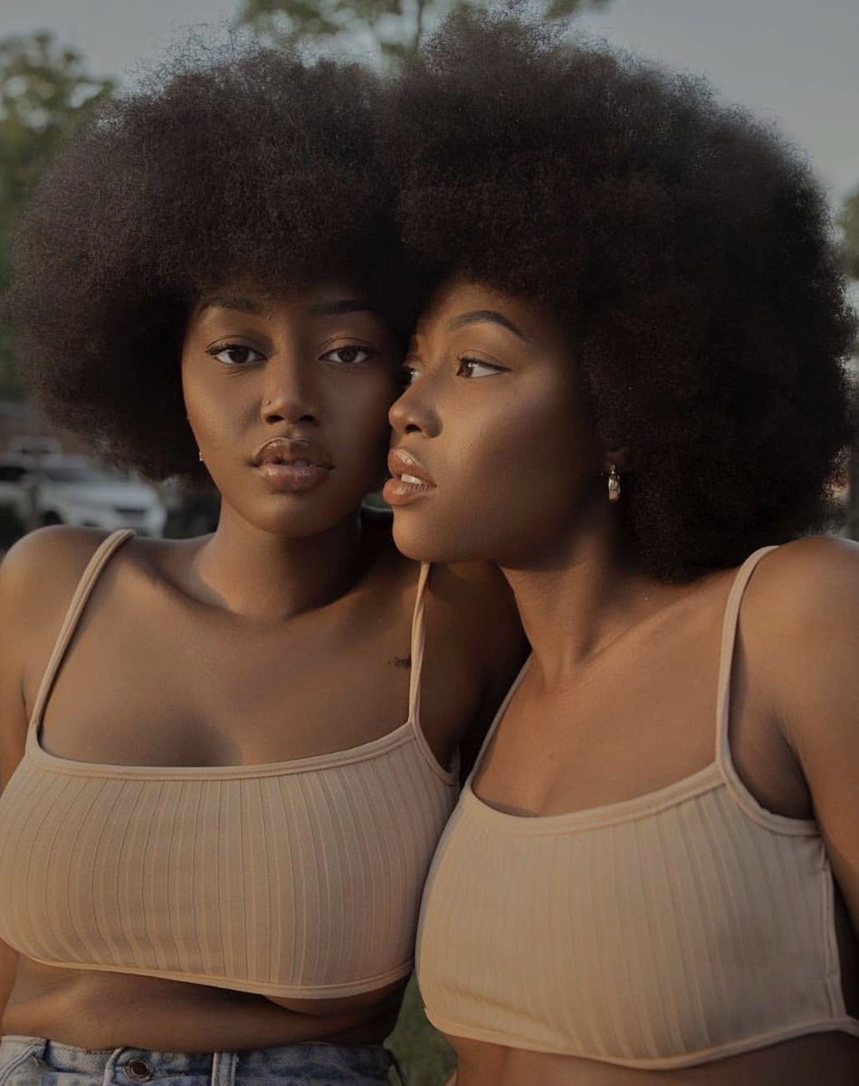 Two of a kind ✨

📸:<a href="/mrnobodynobody1/">silva</a>