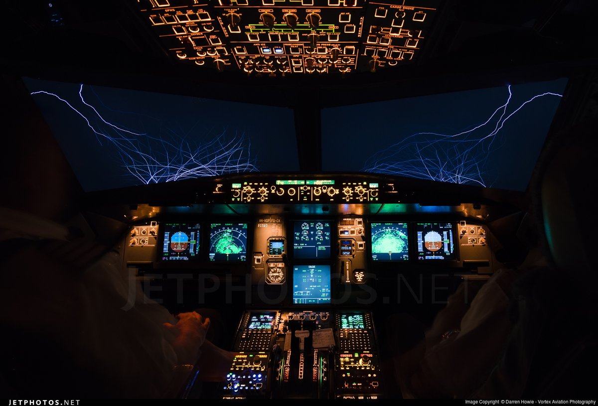 flightradar24's tweet photo. And for the frontend team, an experienced Front-end Developer with extensive JavaScript development experience. https://t.co/6gHD1IzqHd

This position is fully remote, but candidates +/- 2 hours from CET are preferred. https://t.co/H4WxZiszvU