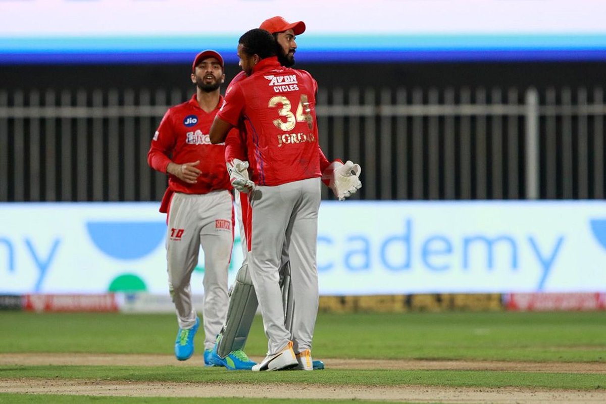 #KKRvsKXIP: Match Update: Over 15 - KKR - 114/5 - S Gill (51) P Cummins (1)
.
Watch Live:- https://t.co/6gxRbQpbPz
.
#IPL2020 #Livescore #LiveStreaming #iplseason13 #KKRvKXIP #KXIPvsKKR #KXIPvKKR #KXIP #KKRHaiTaiyaar #SaddaPunjab #KKR https://t.co/hhpx3lALR6