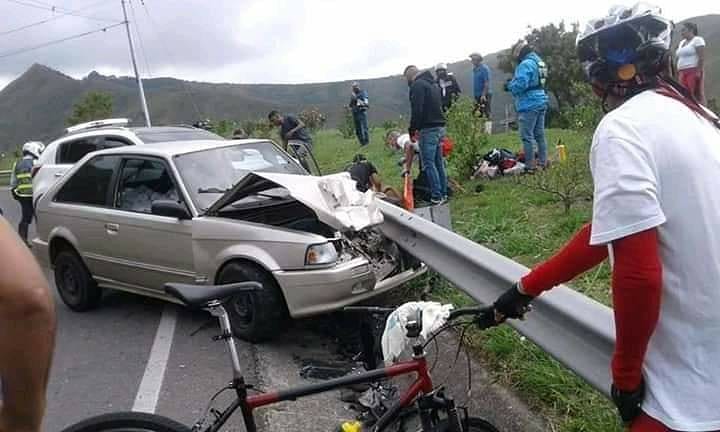 Elinformativooo's tweet photo. 🚨DE ESTA MANERA QUEDÓ EL CARRO DEL ACCIDENTE DEL HIJO DE SILVIO BRITO.

#silviobrito #accidente #vallenato #valledupar #colombia https://t.co/TzO1NEyKex
