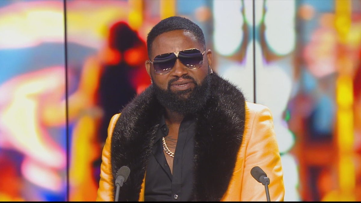 LouiseDupont's tweet image. "Le Padre" Ferré Gola invente la rumba lyrique et symphonique f24.my/70oz.t