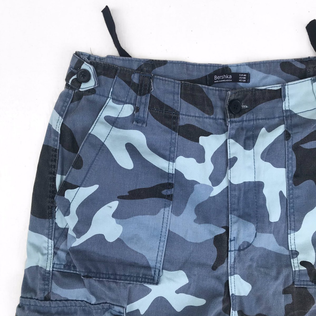 IcietM's tweet photo. @bershka vintage cargo blue Camo trouser ! 👽
Size : L (US40)
Price : 8500Fcfa

🛰🛰🛰🛰🛰🛰🛰🛰🛰🛰🛰🛰
💎💎💎💎💎💎💎💎💎💎💎💎 https://t.co/0QF1O3mSXZ