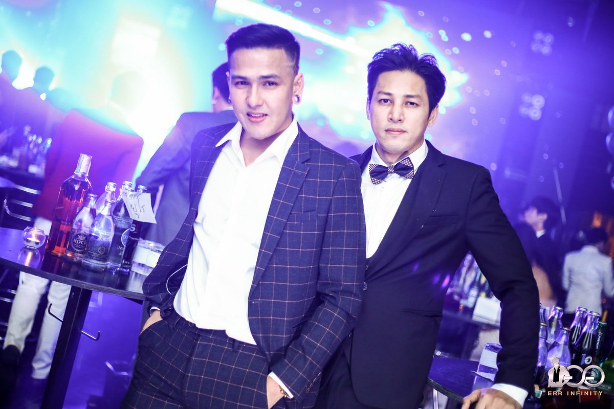 errinfinity's tweet image. เอออินฟินิตี้ #บาร์โฮสหนุ่มหล่ออันดับ1 รวมหนุ่มๆมาให้ทุกท่านได้ดูกัน บอกเลยว่าเด็ดมากครับ มีอีกเพียบบ 😍

สอบถามรายละเอียดหรือติดตามข้อมูลข่าวสารได้ที่⬇️

✅Inbox: m.me/ERR.INFINITY.L…
✅Line : lin.ee/ZJ5cbo5
หรือ @errinfinity (มี @ข้างหน้า)
