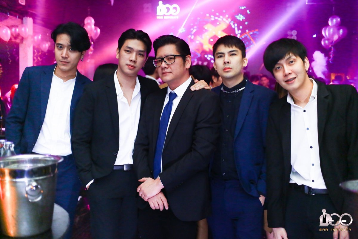 errinfinity's tweet image. เอออินฟินิตี้ #บาร์โฮสหนุ่มหล่ออันดับ1 รวมหนุ่มๆมาให้ทุกท่านได้ดูกัน บอกเลยว่าเด็ดมากครับ มีอีกเพียบบ 😍

สอบถามรายละเอียดหรือติดตามข้อมูลข่าวสารได้ที่⬇️

✅Inbox: m.me/ERR.INFINITY.L…
✅Line : lin.ee/ZJ5cbo5
หรือ @errinfinity (มี @ข้างหน้า)