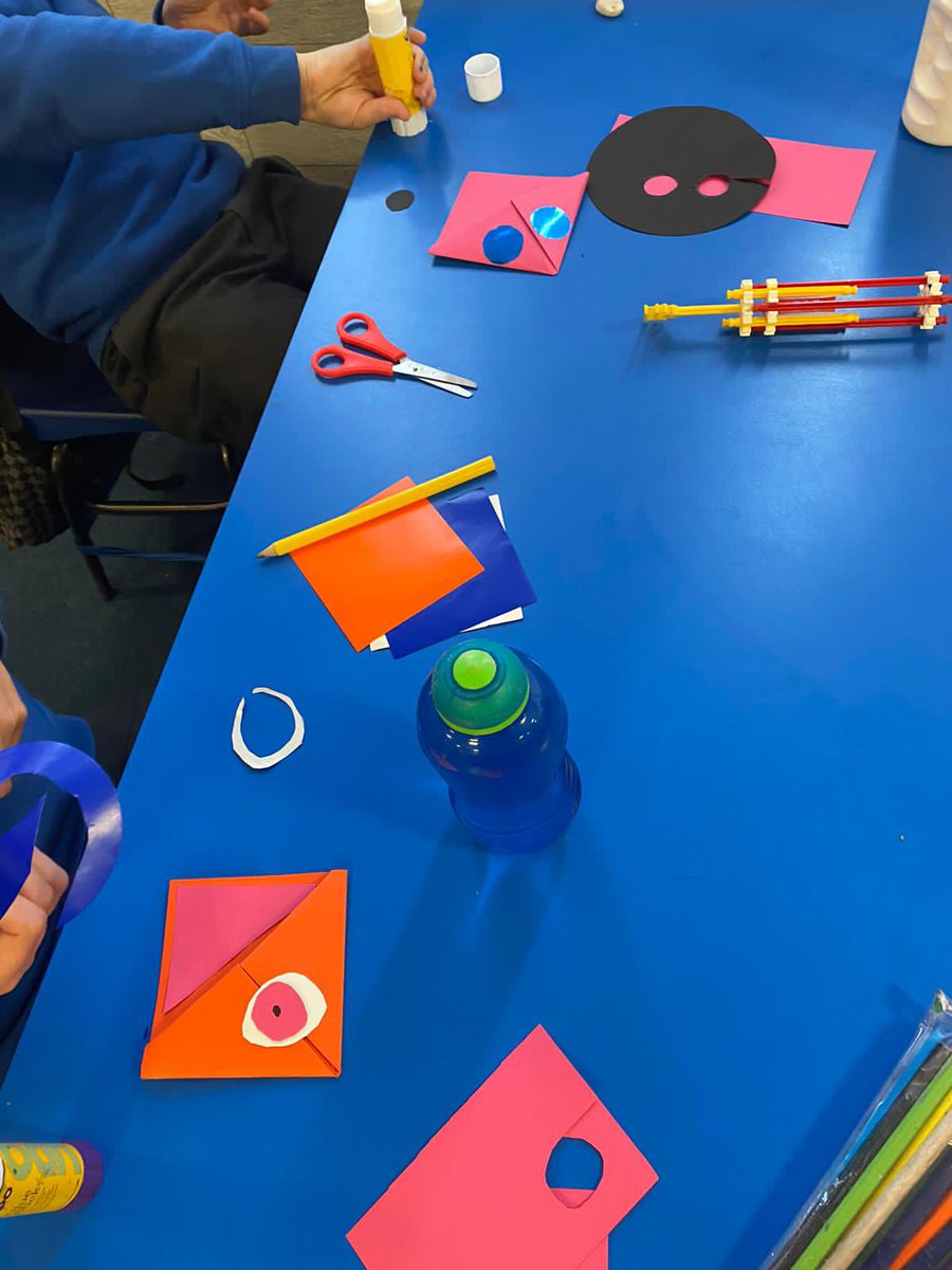 LainshawPS_ECC's tweet photo. The Halloween activities continue in P7A with the creation of these fabulous bookmarks! Which one is your favourite? Mrs Martin loved them so much, she asked for one and they made her two! #Halloween2020 https://t.co/iEHKG5tVGL
