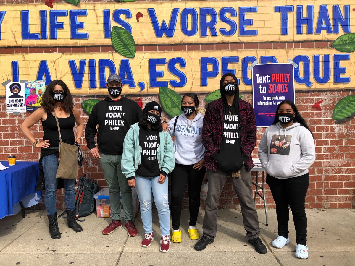 PAWorkFamilies's tweet photo. About last weekend... 👀
@common joined our #VoteTodayPhilly crew, we had a massive Joy to the Polls party, and our team of volunteers helped hundreds of voters cast their ballot on National Early Vote Day.
Yeah, good things happen in Philly. https://t.co/XLnqjfVAy1