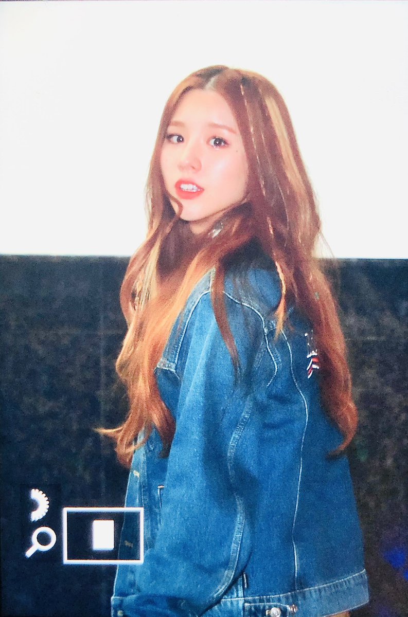 201026 프리뷰

#희진 #HeeJin #LOONA #이달의소녀
<a href="/loonatheworld/">이달의 소녀(LOOΠΔ)</a>