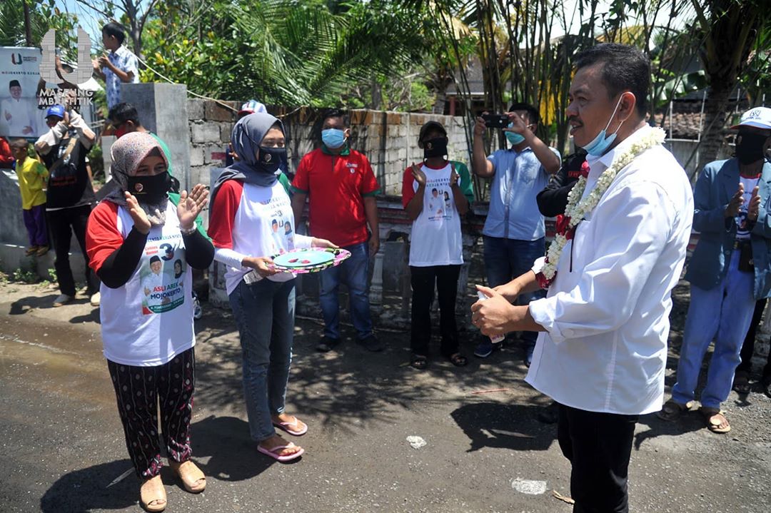 Tawonijomjt86's tweet photo. Bismillahirrahmanirrahim
Melangkah menuju kemenagan
@TMasudah 
#coblosnomer3 #mojokertokeren #tawonijomojopahit https://t.co/oR00UVM8wH