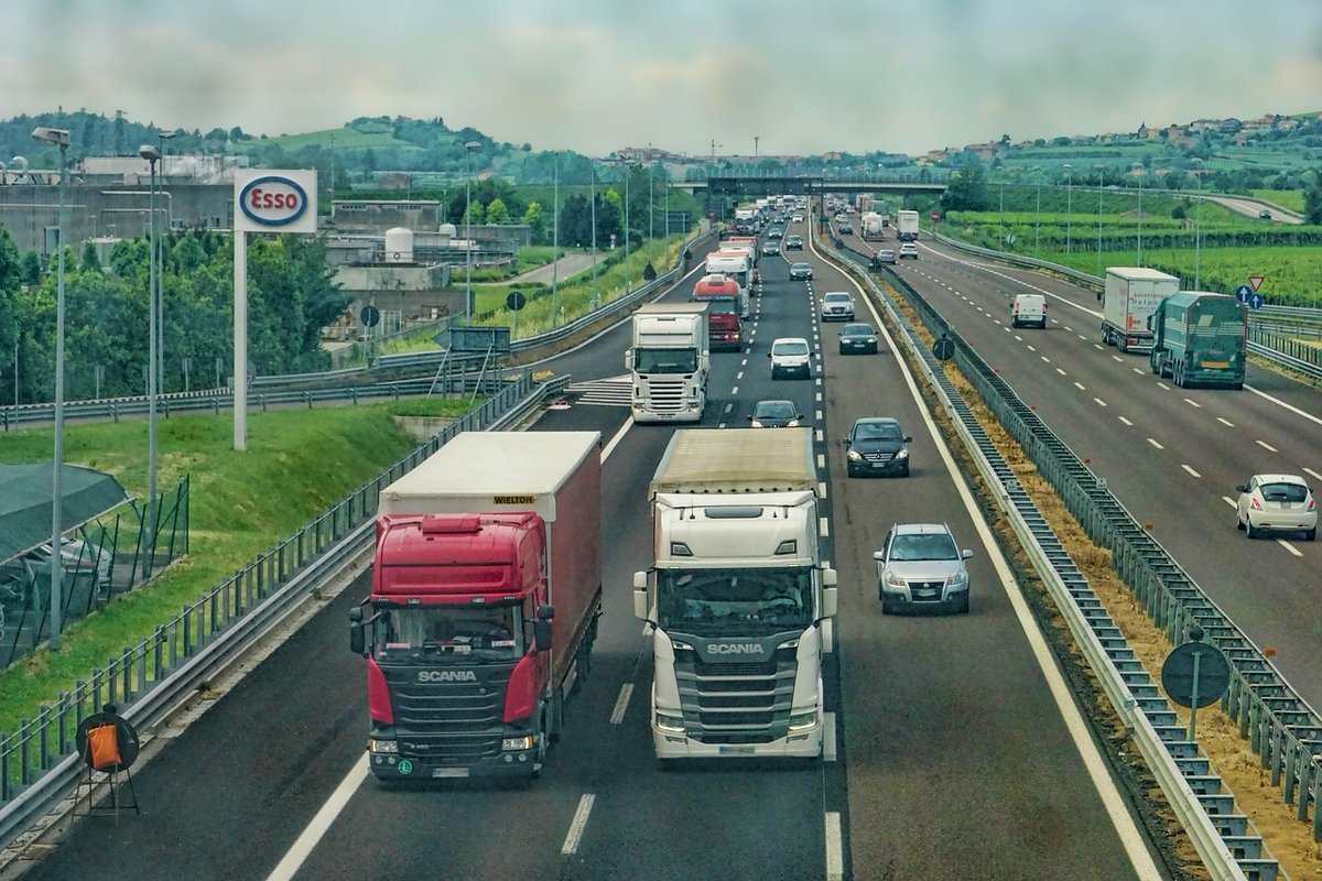 GVLManagement's tweet photo. If you carry goods to, from or through the EU, new rules will be in place from 1 January 2021. 

https://t.co/YVpbuug62x https://t.co/aHrn5Sm3Jq