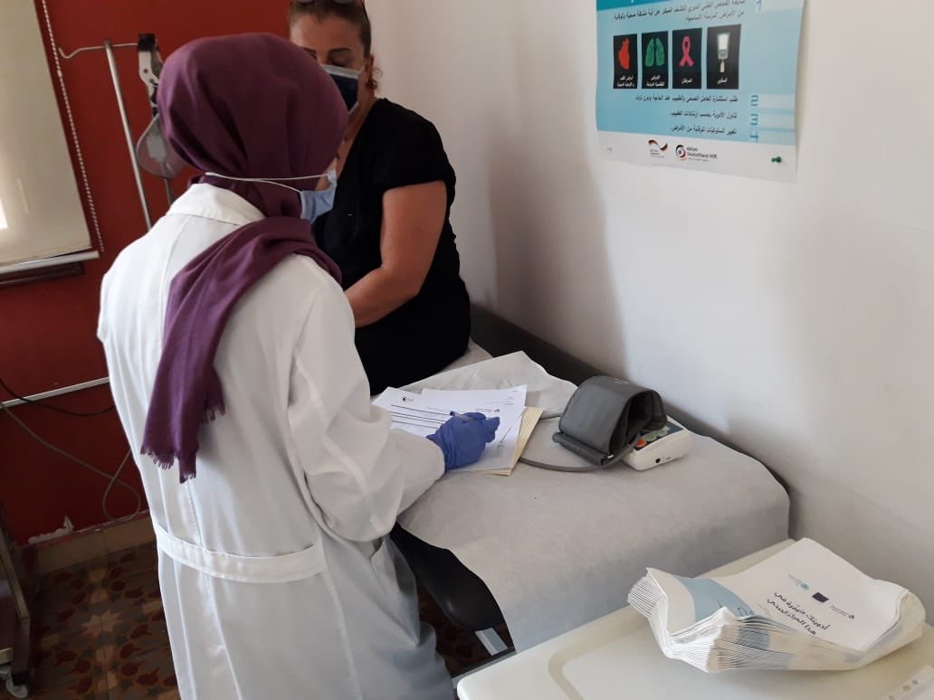 BaladiCAP's tweet photo. On the International Day for Older Persons, 20 Personal Care Assistant students undergoing their on-the-job training at @almakssed, aided doctors during consultations for the elderly. @almakassed is one of the Faith-Based Organizations supported by #USAID funded #BALADICAP https://t.co/YG2nTT9OVG