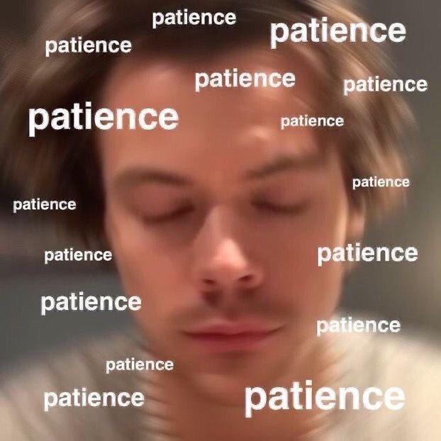 ninajay's tweet photo. O fandon hoje esperando momento certo para Goldenhar 
#GoldenHarries #golden #goldenharrystyles https://t.co/TYUN0nhSwI