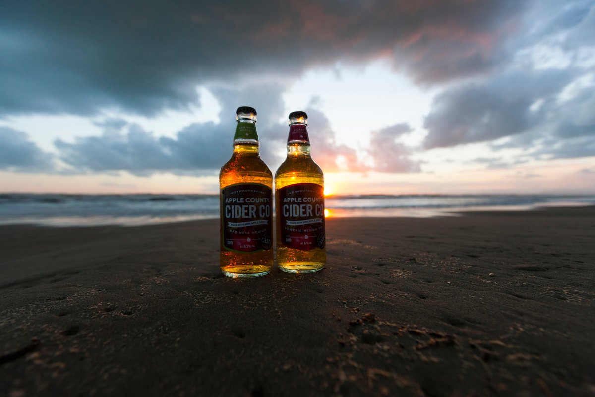 apple_countyco's tweet photo. You can order our award winning ciders from our online shop.  Please support the smaller producers in these trying times @katehumble @ozclarke @PeteBrownBeer @FoodDrinkWales @afoodfestival @royalwelshshow @chesterswine @fforestfields @TannersHereford @blasarfwyd https://t.co/DIjLHm75Xq
