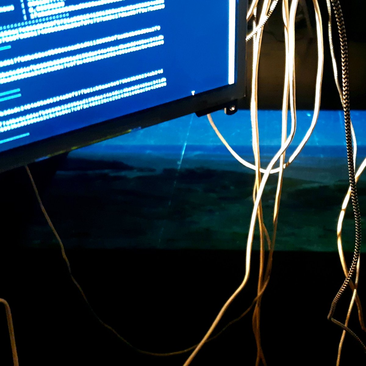 Caroline_ZhD's tweet photo. 🔥 A VOIR 🔥  Jusqu'au 10/12 @ la galerie de l'ESAD &amp; @ le Théâtre d'Orléans: UNCOOL MEMORIES #2 - XPO de l'ECOLAB, unité de recherche de l'@ESADOrleans

BLOCKCHAIN IN MEDIA y cherche à penser un design du temps à l’aune de l’archivisation du monde, notamment par les blockchains. https://t.co/0B4elcE0UF