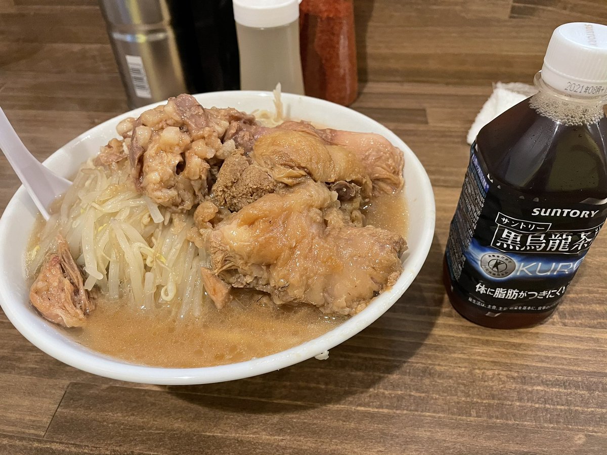 822868's tweet photo. アカギしか勝たん🥺
移転後初アカギごちそうさまでした🍜 https://t.co/CRn769NHES