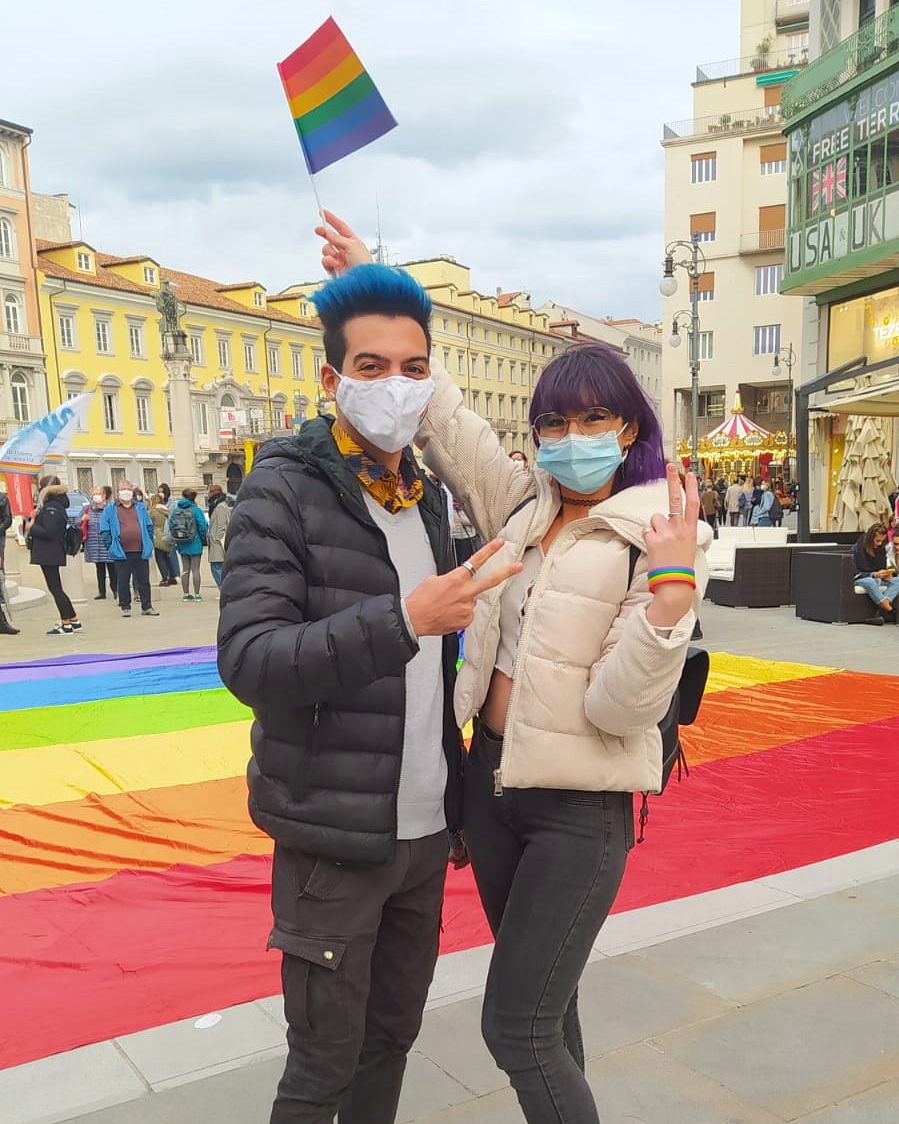 Indacoduo's tweet image. #indacoduo #LGBT #dallapartedeidiritti #pride