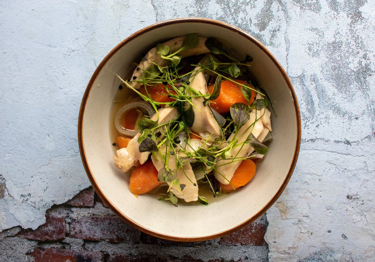 MiniCrops's tweet photo. Ideal for chilly autumn evenings - Chicken broth with micro pak choi! #food #health #monday #wellness #recipes #minicrops #nutrition https://t.co/Q8C34XnaME