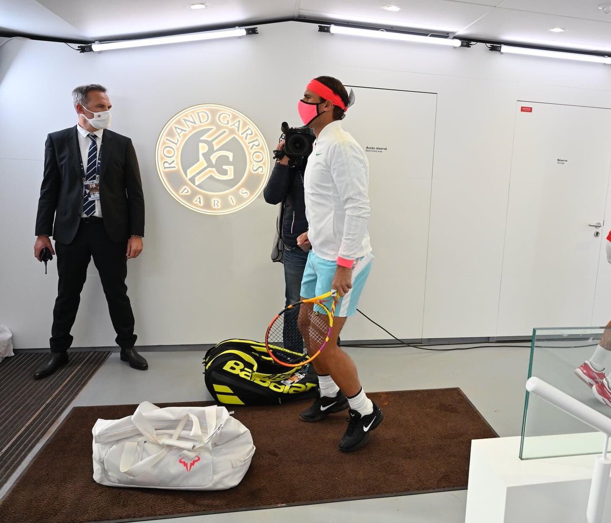 Arni_Abd's tweet photo. Just some nice pics ...
#RafaAtWork https://t.co/qxHghGHQh2