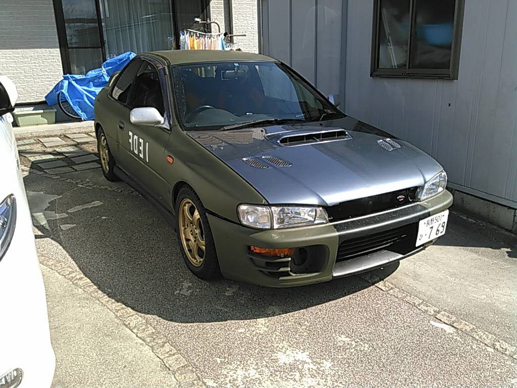murayama225's tweet photo. GC8はサーキット走らせて
GF8は車高を上げたり下げたりして楽しかった…なお今は死んでる https://t.co/DmUEM7Lhx2