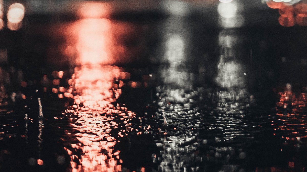 "Wistful Rain" - beautiful slow piano music by Ghostrifter Official.
Free download: https://t.co/JeIH75VeRH
#royaltyfreemusic #freemusic #vlogmusic #nocopyrightmusic #musicforvlogs #rainy #rainymusic #relaxingmusic #piano #pianomusic #cinematic #soundtrack #cinematicmusic https://t.co/4Rib3U4UhK