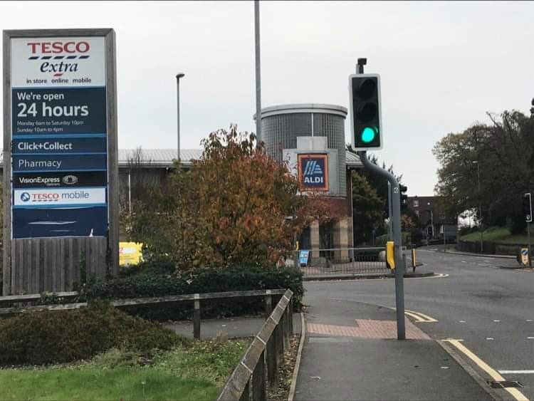 RunHelenLane's tweet image. Run then shopping at Aldi’s. #Runsome #runstreak day 87.